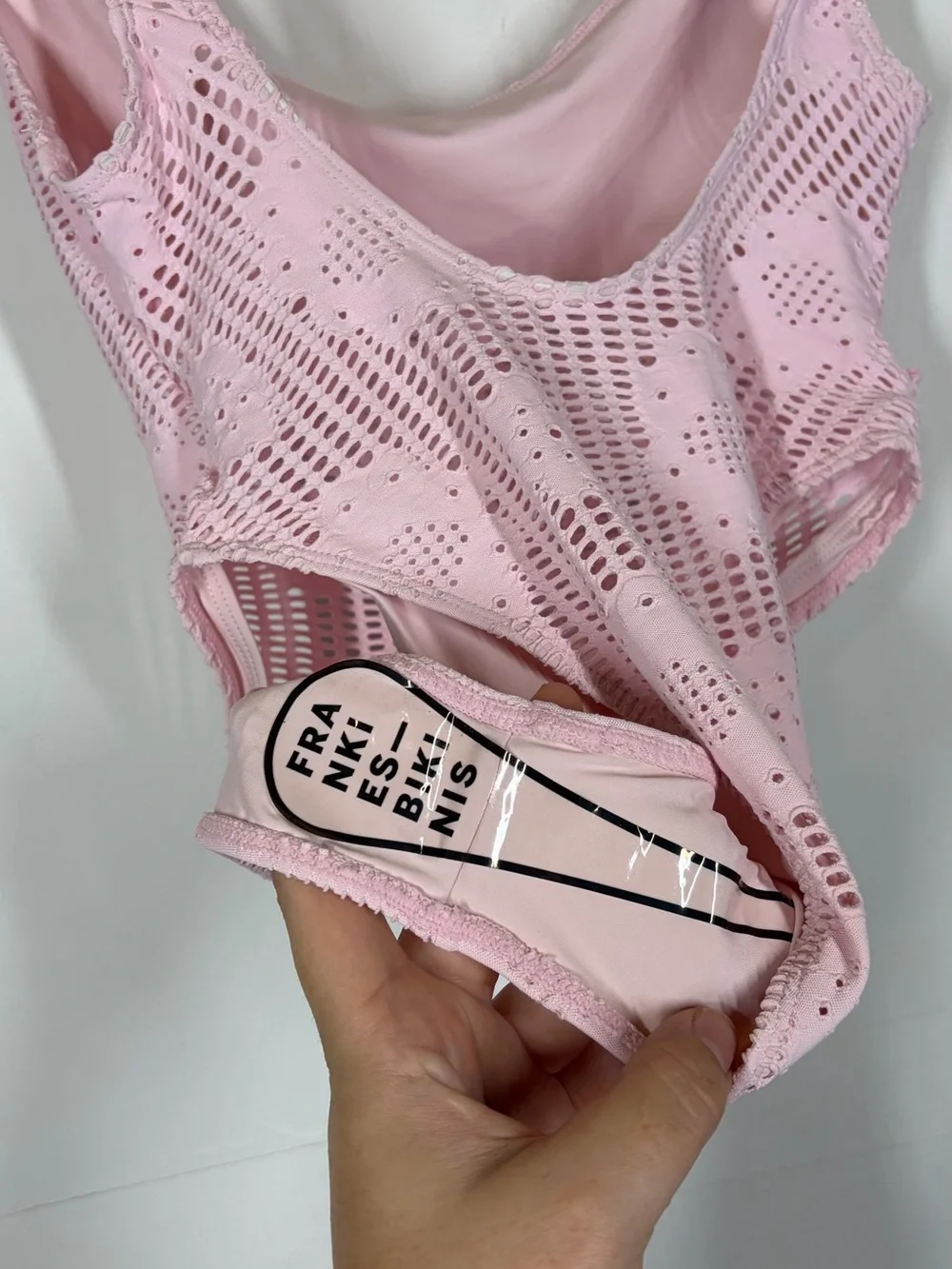 NWOT Frankie’s Bikinis X Pamela Anderson Pamela One Piece Swimsuit Size Medium